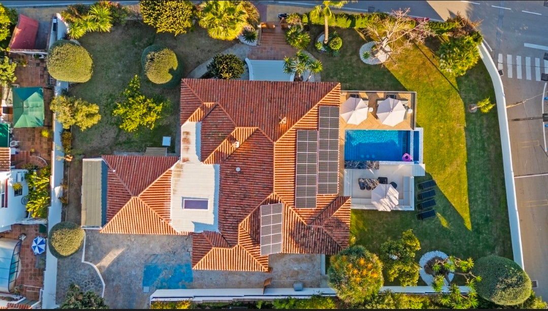 Villa Secret Oasis – Domaine d'Exception de 7 Suites avec Piscine à Débordement | Casco Antiguo, Marbella