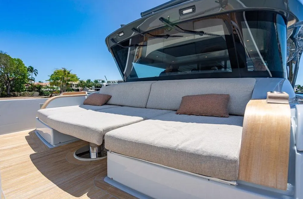 🌊🛥️ EXCLUSIVITÉ : LA VILLA FLOTTANTE BLUEGAME BG72 EST DISPONIBLE CHEZ PRESTIGE ESCAPADE