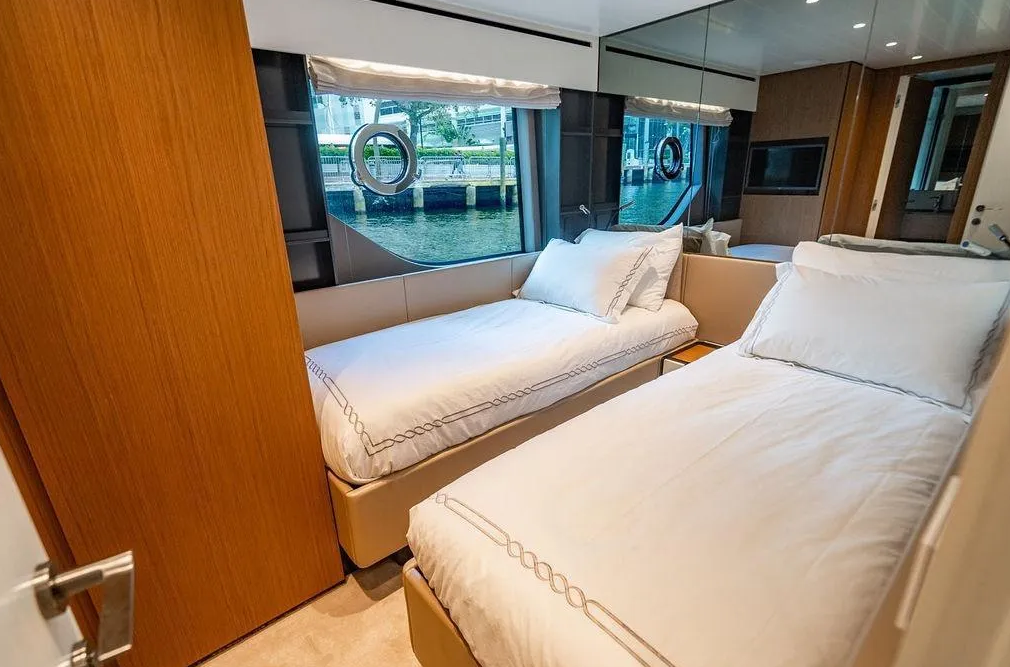 🌊🛥️ EXCLUSIVITÉ : LA VILLA FLOTTANTE BLUEGAME BG72 EST DISPONIBLE CHEZ PRESTIGE ESCAPADE