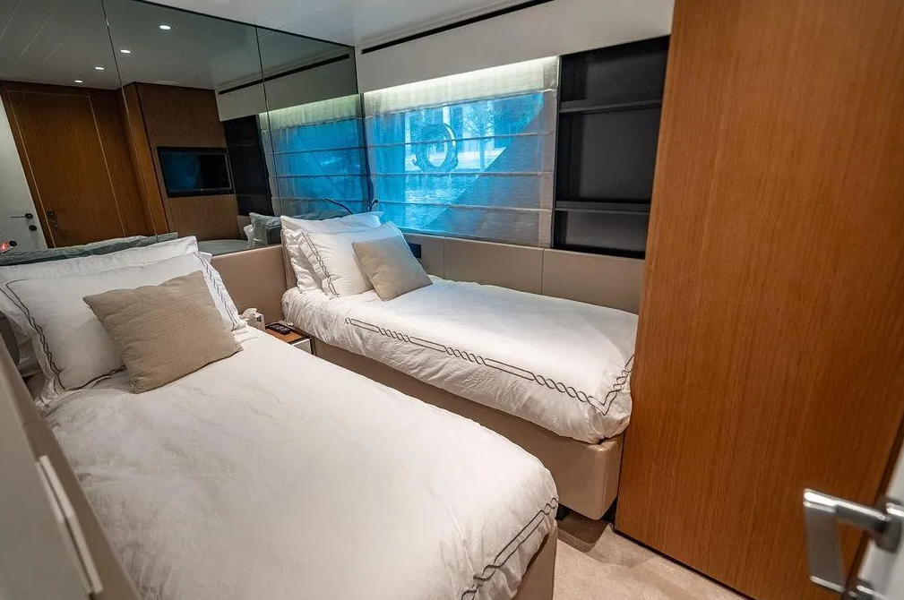 🌊🛥️ EXCLUSIVITÉ : LA VILLA FLOTTANTE BLUEGAME BG72 EST DISPONIBLE CHEZ PRESTIGE ESCAPADE
