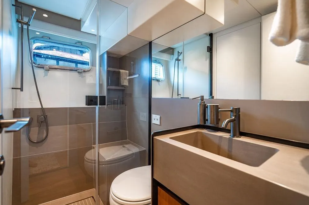 🌊🛥️ EXCLUSIVITÉ : LA VILLA FLOTTANTE BLUEGAME BG72 EST DISPONIBLE CHEZ PRESTIGE ESCAPADE
