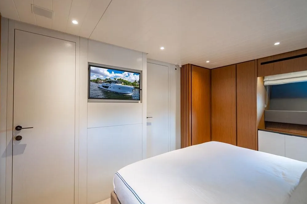 🌊🛥️ EXCLUSIVITÉ : LA VILLA FLOTTANTE BLUEGAME BG72 EST DISPONIBLE CHEZ PRESTIGE ESCAPADE