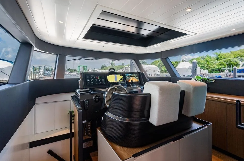 🌊🛥️ EXCLUSIVITÉ : LA VILLA FLOTTANTE BLUEGAME BG72 EST DISPONIBLE CHEZ PRESTIGE ESCAPADE