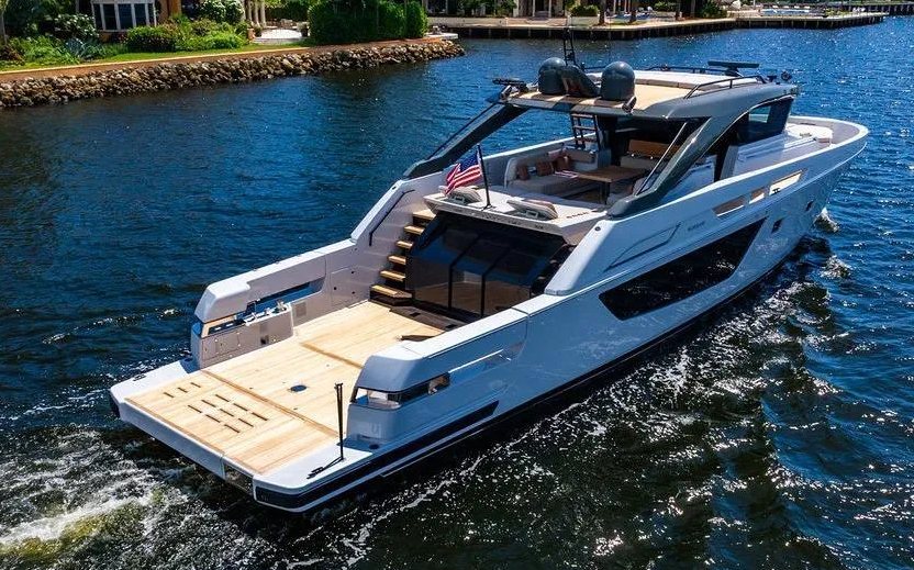 🌊🛥️ EXCLUSIVITÉ : LA VILLA FLOTTANTE BLUEGAME BG72 EST DISPONIBLE CHEZ PRESTIGE ESCAPADE