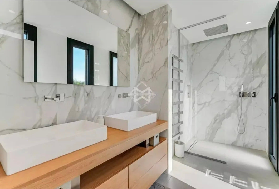 Villa Azur Infinity – Chef-d'œuvre Contemporain, 5 Suites de Luxe et Piscine à Débordement avec Vue Mer Panoramique