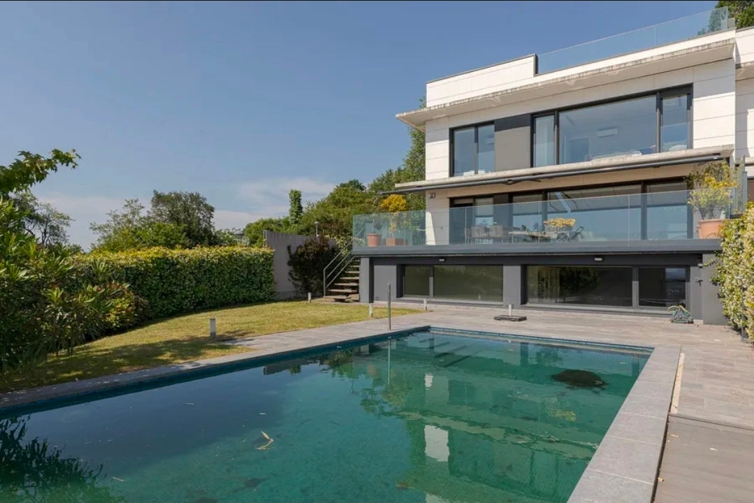 Villa Bayview Mendebaldea – Maison d'Architecte de 250 m² avec Vue Spectaculaire sur la Baie de la Concha | Saint-Sébastien