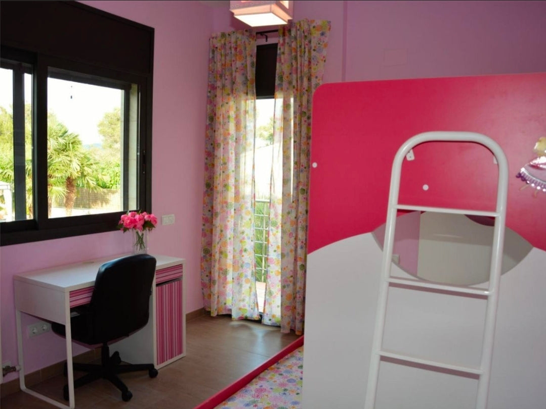 Villa Palm Oasis – Charme Méditerranéen de 4 Chambres avec Piscine Privée | Sant Pere de Ribes