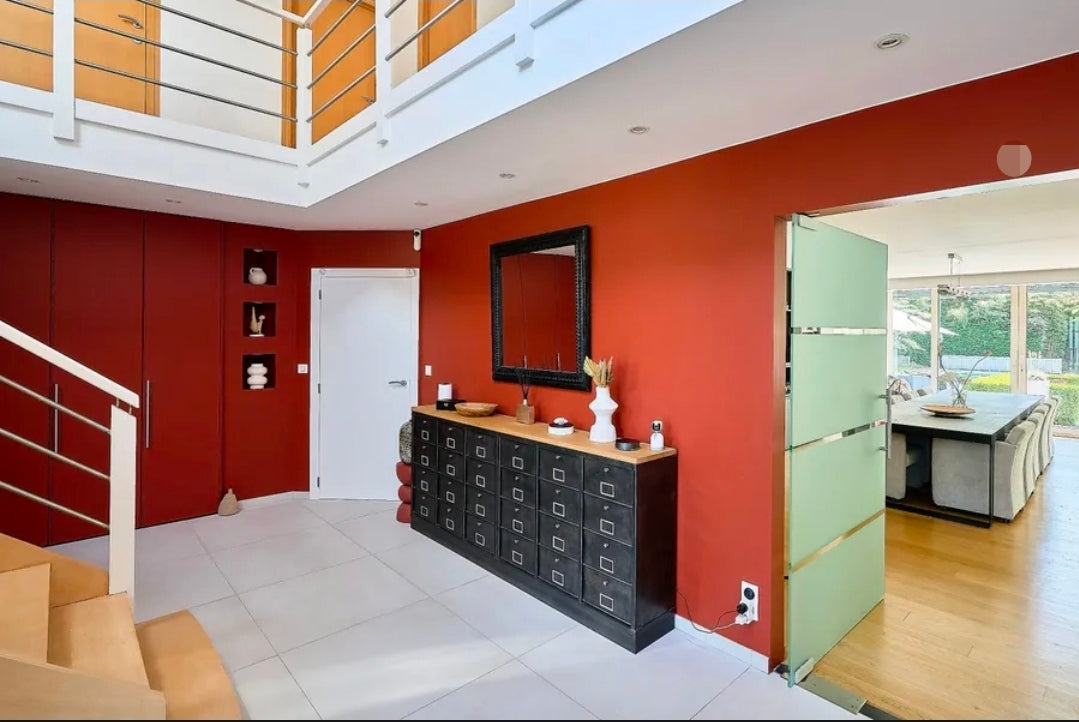 Villa Beaumont Contemporary – Domaine d'Exception de 261 m², Jardin Privé et Piscine Chauffée au Cœur du Secteur le Plus Prisé de Croix