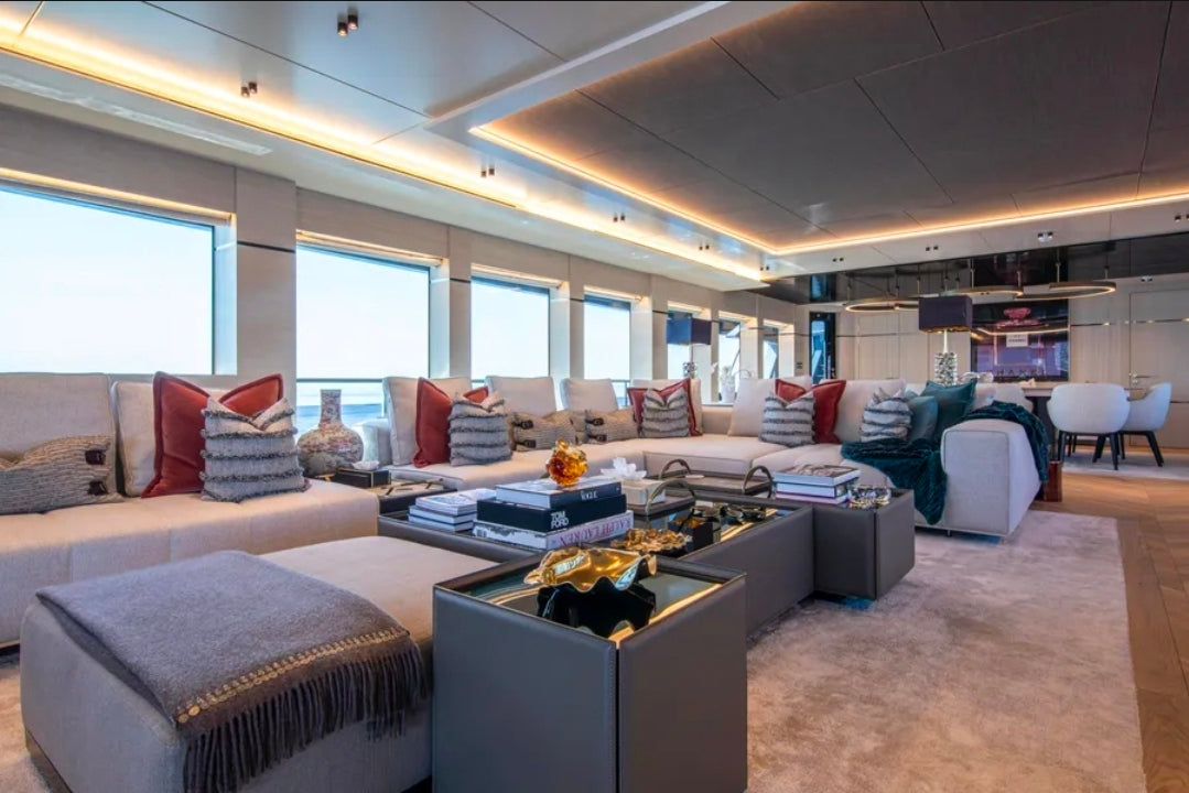 Superyacht Numarine 37XP – L'Art du Voyage Infini et du Luxe Sans Frontières