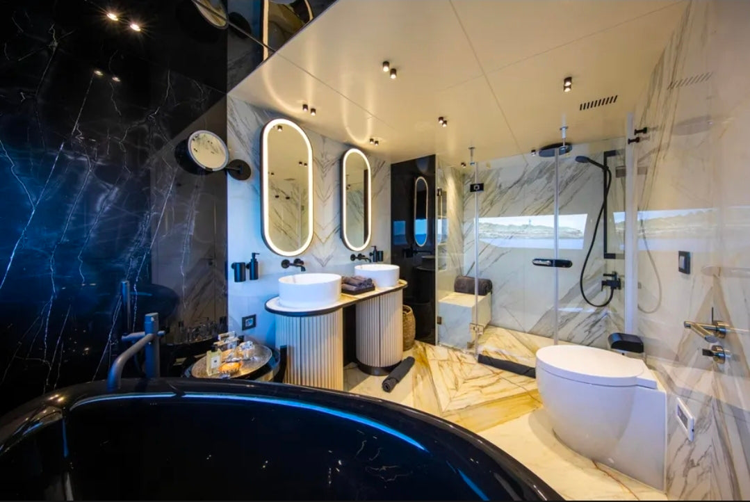 Superyacht Numarine 37XP – L'Art du Voyage Infini et du Luxe Sans Frontières
