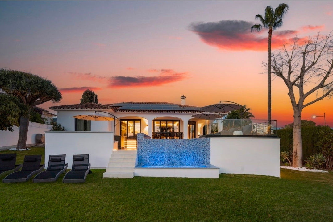 Villa Secret Oasis – Domaine d'Exception de 7 Suites avec Piscine à Débordement | Casco Antiguo, Marbella