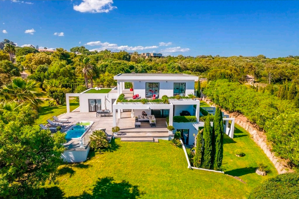 🌅 VILLA PANORAMICA : L'ÉTREINTE CÉLESTE DE PORTO-VECCHIO