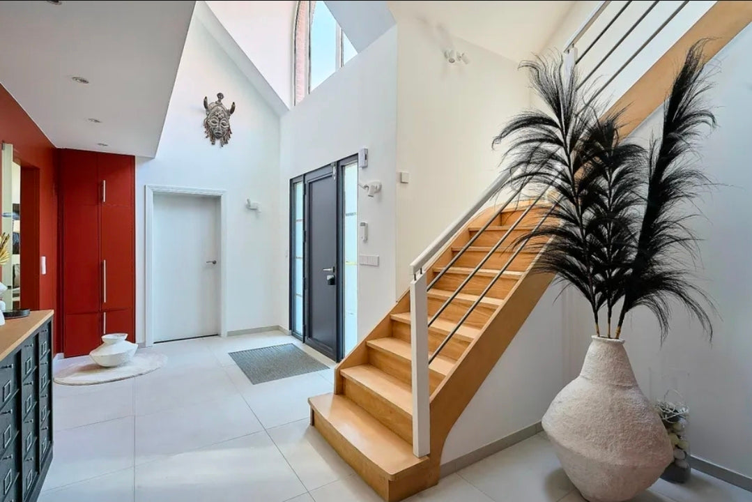 Villa Beaumont Contemporary – Domaine d'Exception de 261 m², Jardin Privé et Piscine Chauffée au Cœur du Secteur le Plus Prisé de Croix