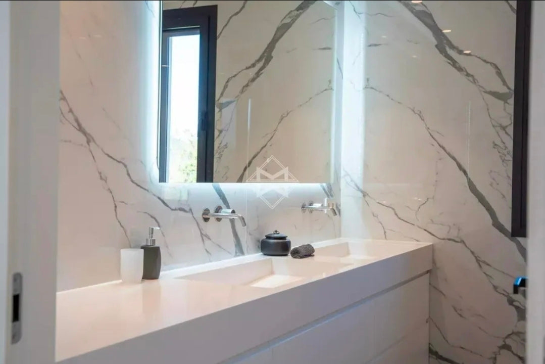 Villa Azur Infinity – Chef-d'œuvre Contemporain, 5 Suites de Luxe et Piscine à Débordement avec Vue Mer Panoramique