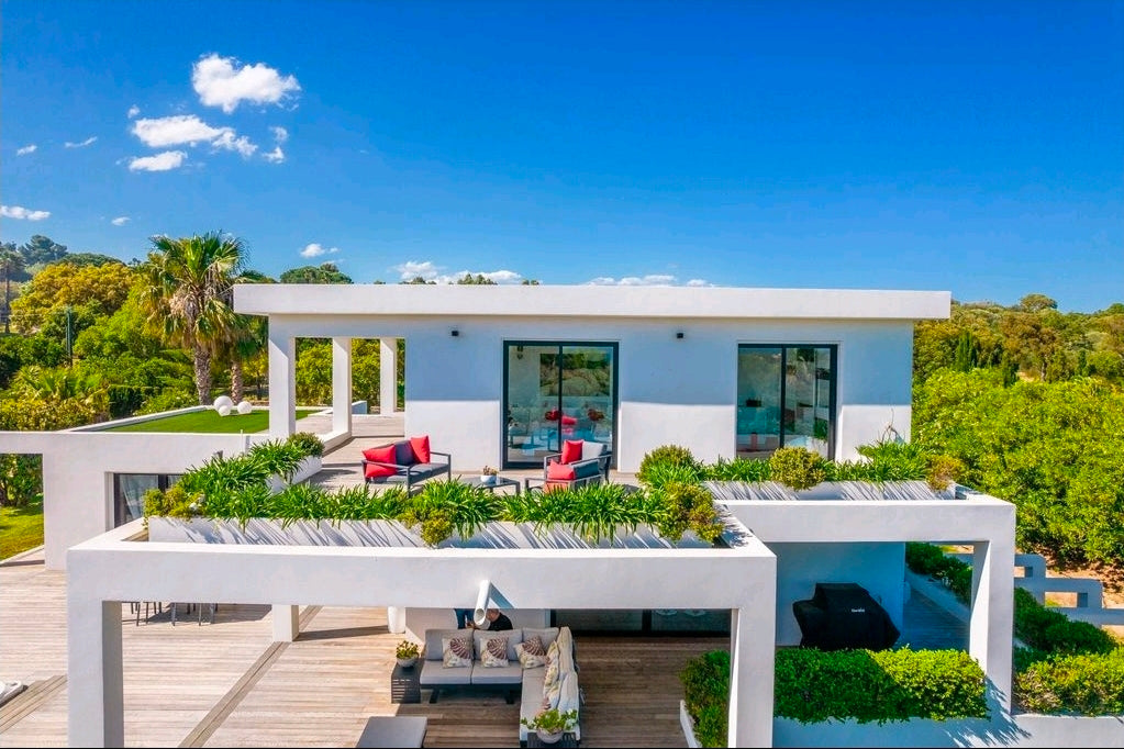 🌅 VILLA PANORAMICA : L'ÉTREINTE CÉLESTE DE PORTO-VECCHIO