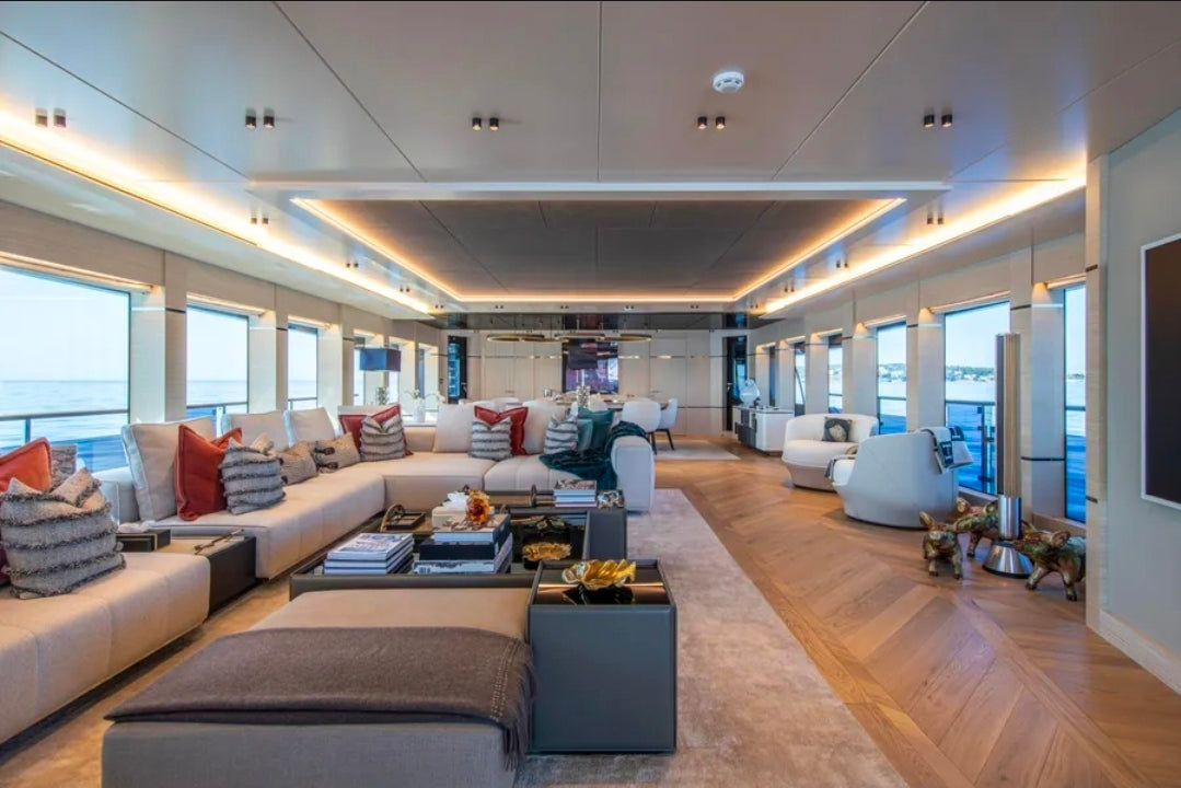 Superyacht Numarine 37XP – L'Art du Voyage Infini et du Luxe Sans Frontières