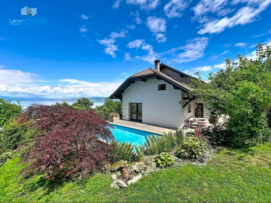 Villa Léman Horizon – Panorama Unique sur le Lac, Piscine Privée et Écrin de Nature aux Portes d'Évian