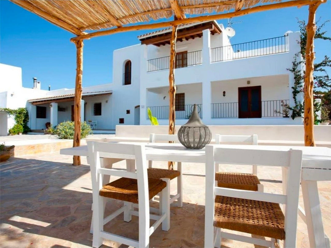 Villa Ibiza Finca Estilo – Demeure Authentique de 5 Chambres avec Piscine