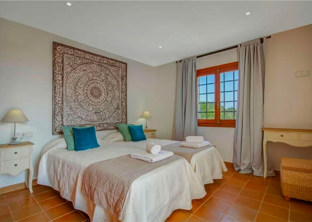 Villa Ibiza Finca Estilo – Demeure Authentique de 5 Chambres avec Piscine