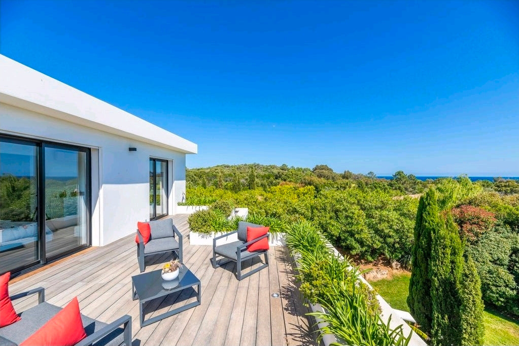 🌅 VILLA PANORAMICA : L'ÉTREINTE CÉLESTE DE PORTO-VECCHIO