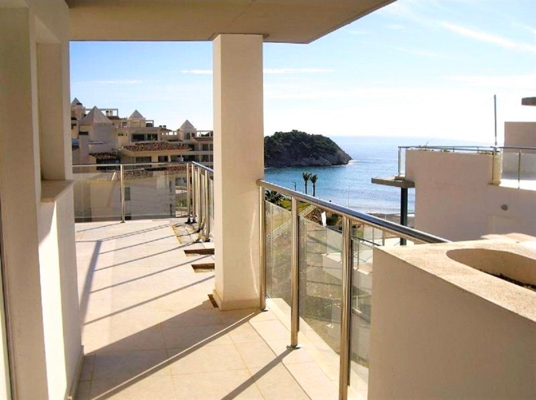 Villa Blue Horizon – Propriété de Prestige de 450 m² Face à la Mer | Mascarat, Altea