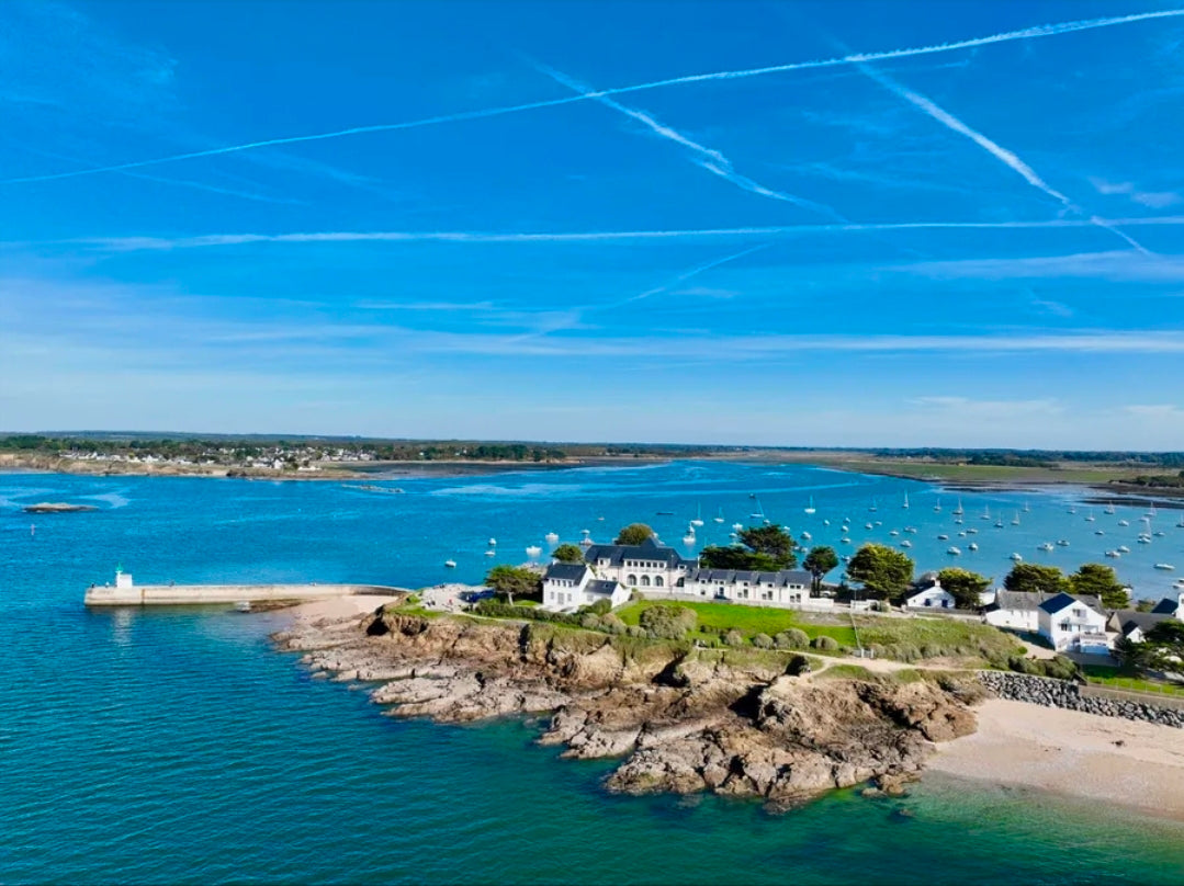 Villa Presqu'île Prestige – Panorama Unique à 360° sur l'Océan | Côte de Jade