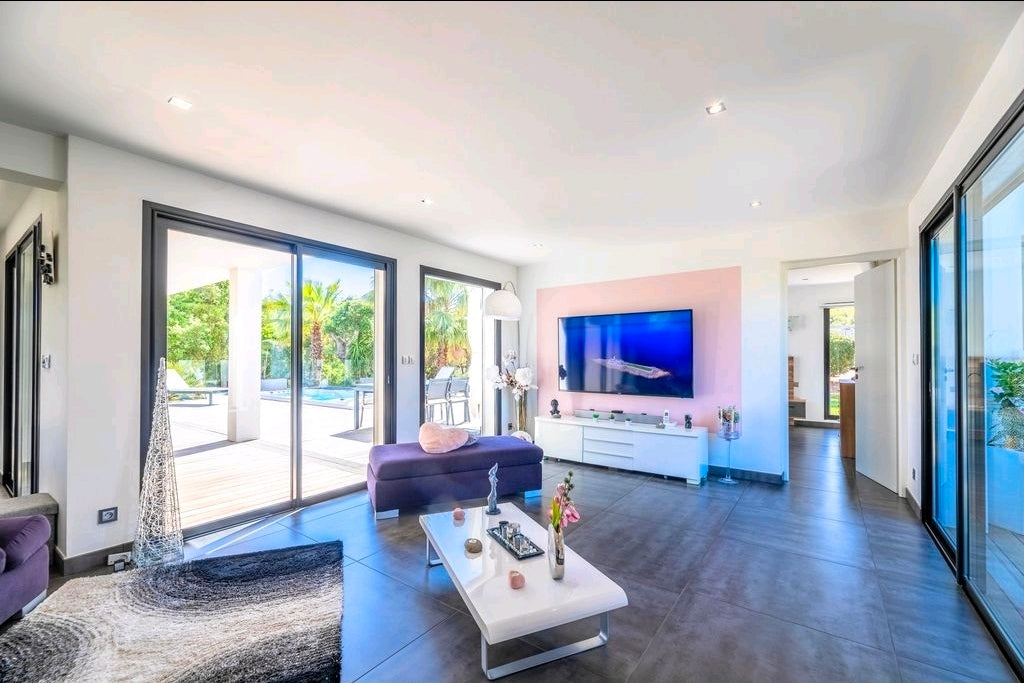 🌅 VILLA PANORAMICA : L'ÉTREINTE CÉLESTE DE PORTO-VECCHIO