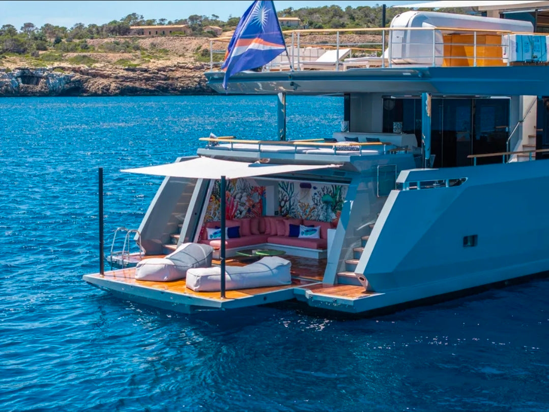 Superyacht Numarine 37XP – L'Art du Voyage Infini et du Luxe Sans Frontières