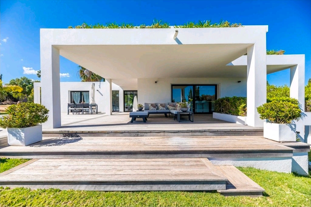 🌅 VILLA PANORAMICA : L'ÉTREINTE CÉLESTE DE PORTO-VECCHIO