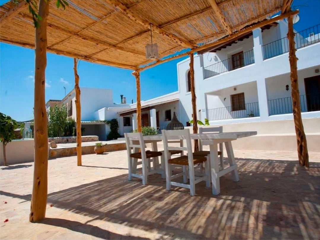 Villa Ibiza Finca Estilo – Demeure Authentique de 5 Chambres avec Piscine