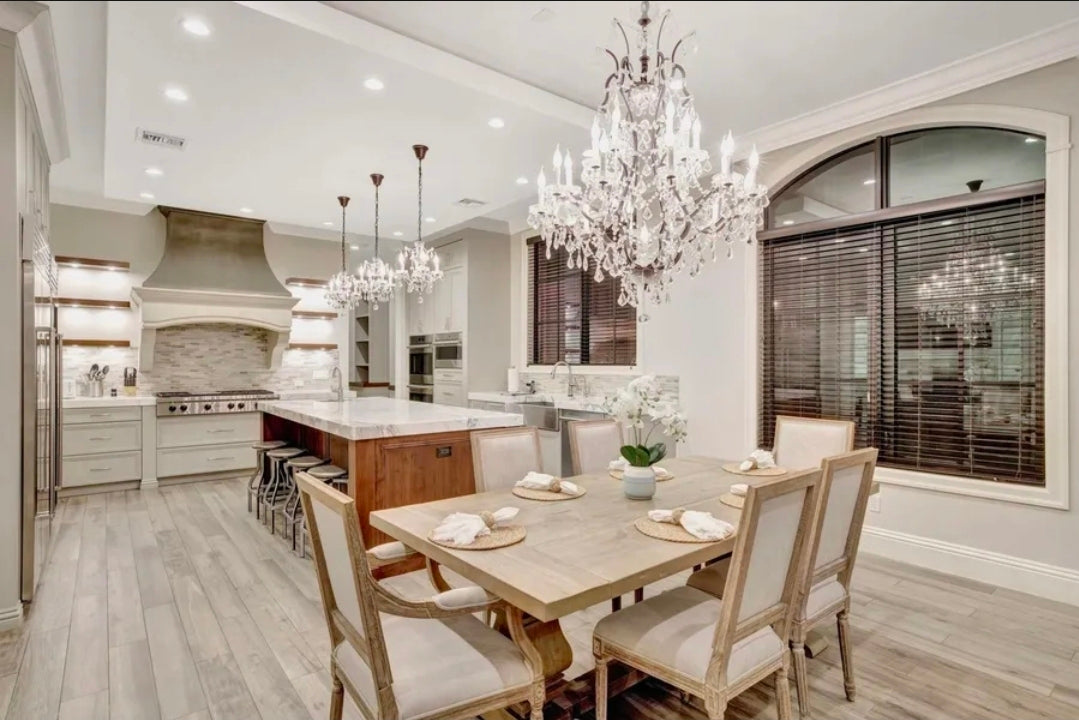 Villa Yacht Haven – Demeure Coloniale de Prestige, 5 Suites et Quai Privé pour Yacht face au Canal | Fort Lauderdale, Floride