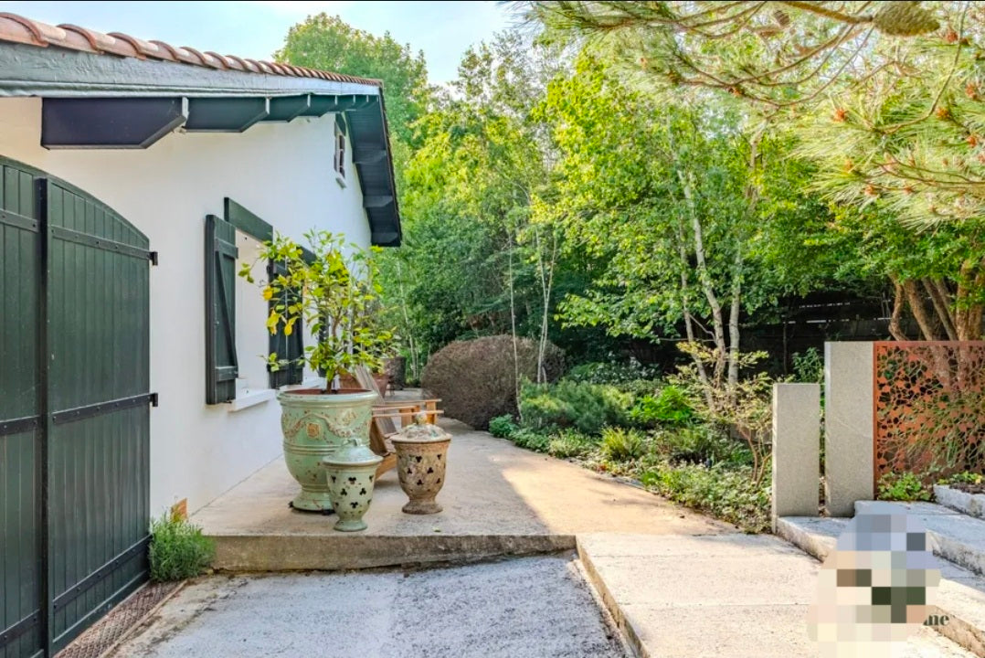 Villa Basque Confort – Demeure de Standing de 4 Chambres avec Jardin | Anglet