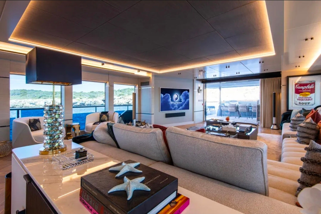 Superyacht Numarine 37XP – L'Art du Voyage Infini et du Luxe Sans Frontières