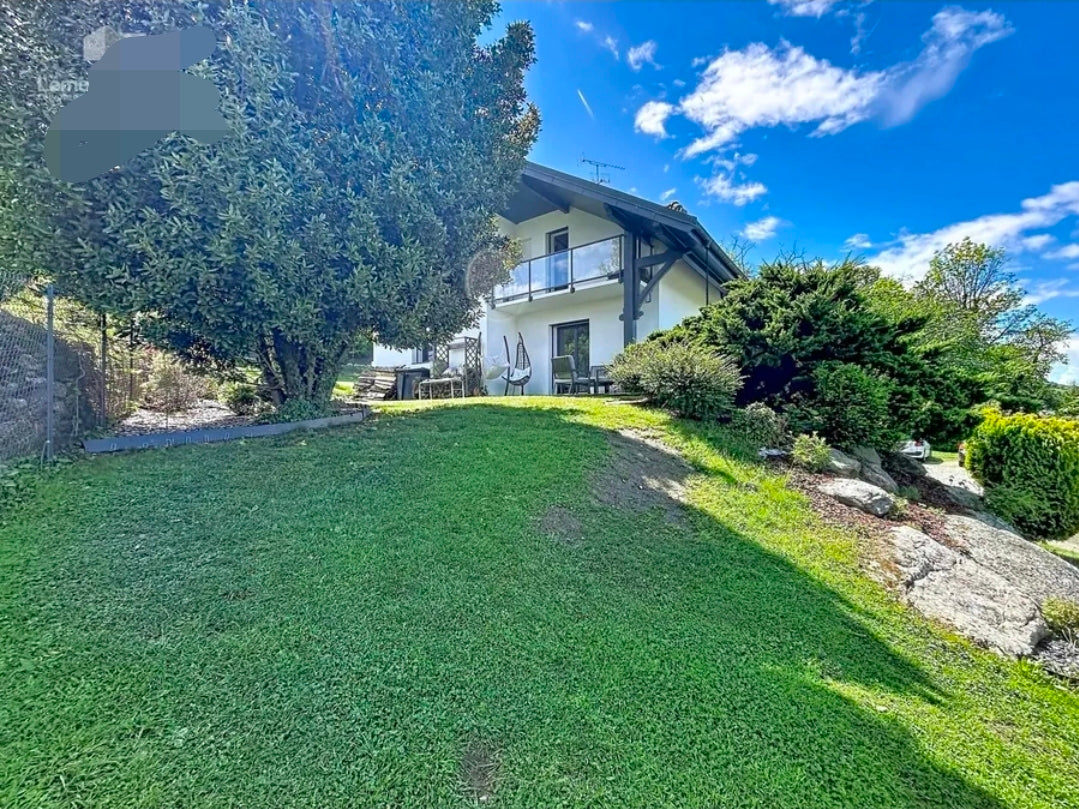 Villa Léman Horizon – Panorama Unique sur le Lac, Piscine Privée et Écrin de Nature aux Portes d'Évian