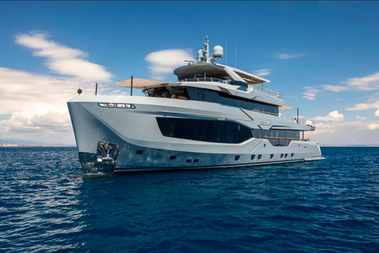 Superyacht Numarine 37XP – L'Art du Voyage Infini et du Luxe Sans Frontières