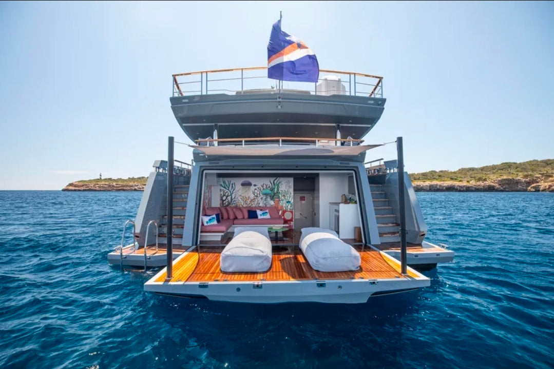 Superyacht Numarine 37XP – L'Art du Voyage Infini et du Luxe Sans Frontières